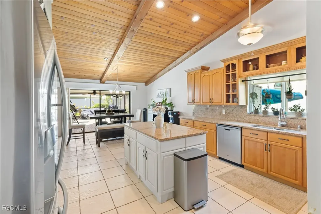 1726 SE 2nd Street Cape Coral FL 33990