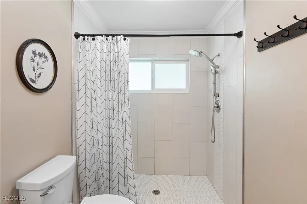 1726 SE 2nd Street Cape Coral FL 33990