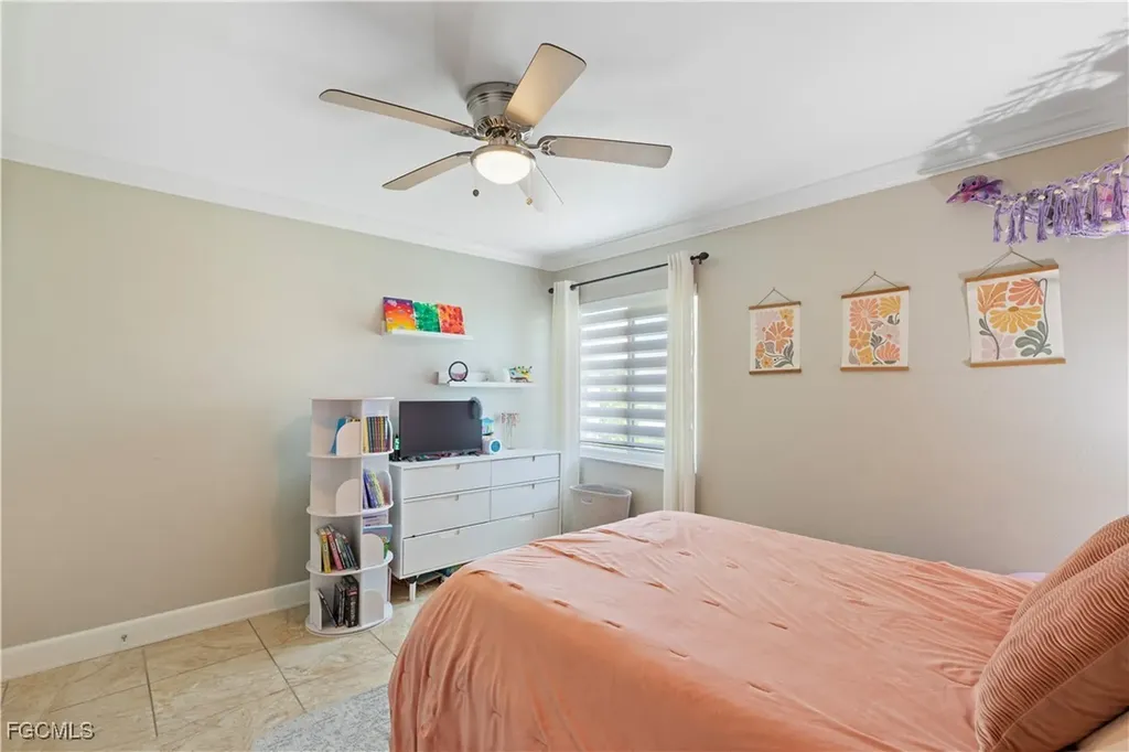 1726 SE 2nd Street Cape Coral FL 33990