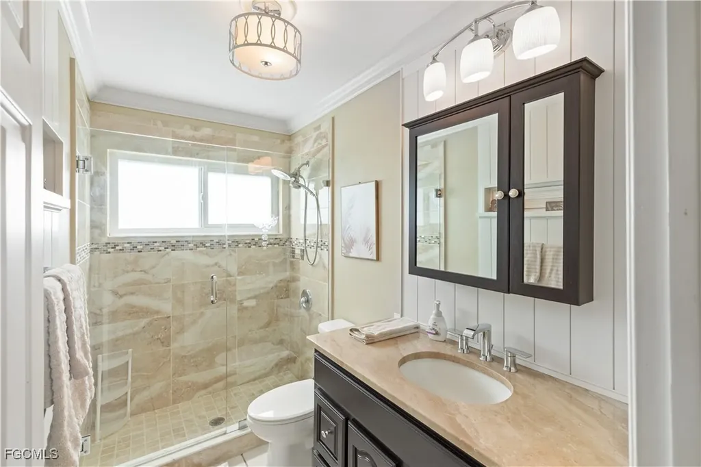 1726 SE 2nd Street Cape Coral FL 33990