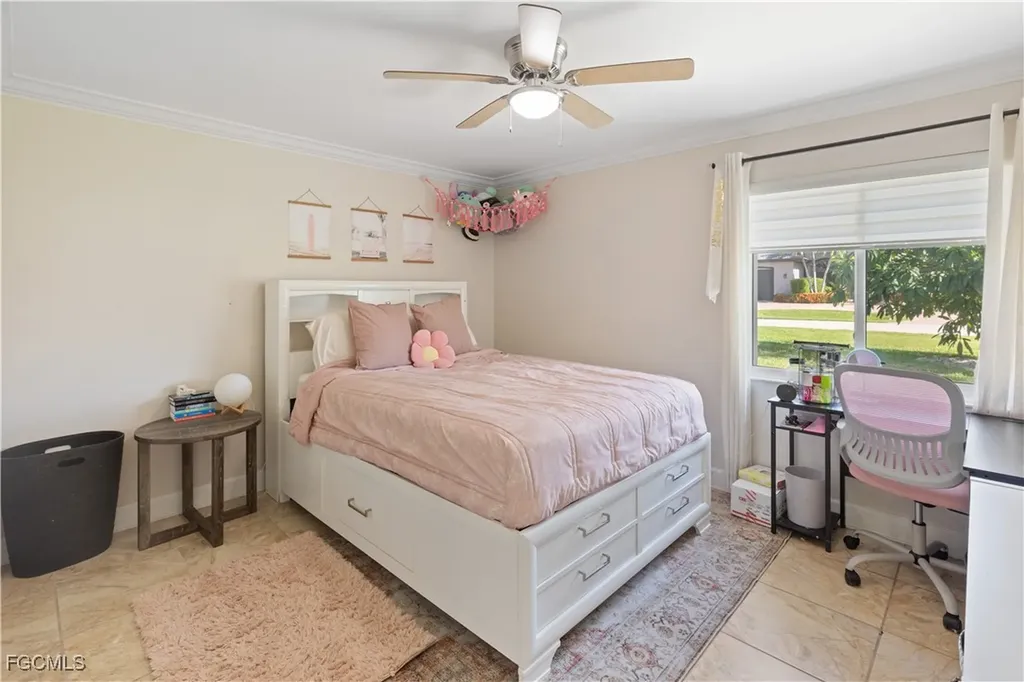 1726 SE 2nd Street Cape Coral FL 33990