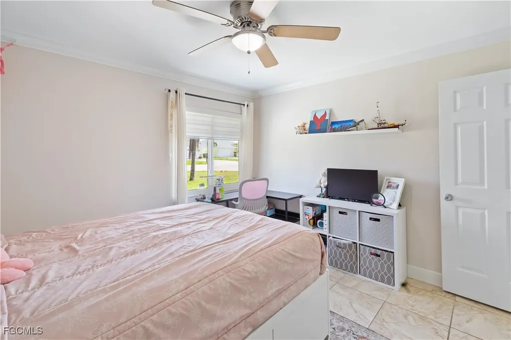 1726 SE 2nd Street Cape Coral FL 33990