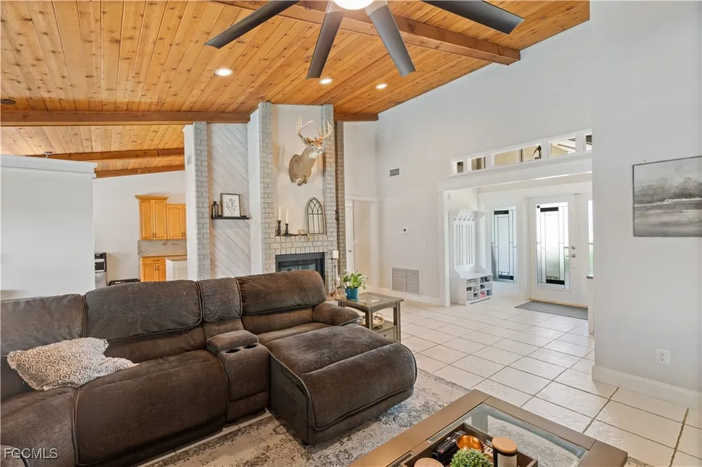 1726 SE 2nd Street Cape Coral FL 33990