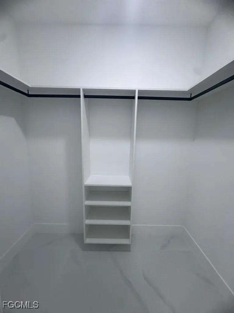 1023 Kismet Parkway W Cape Coral FL 33993