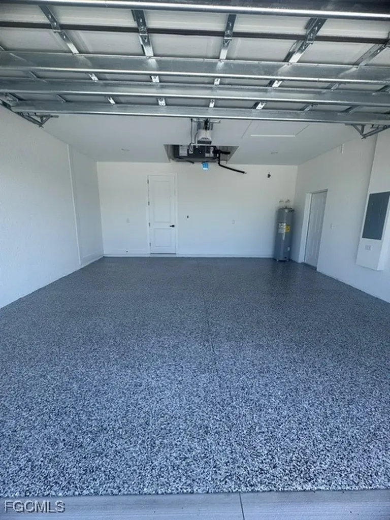 1023 Kismet Parkway W Cape Coral FL 33993