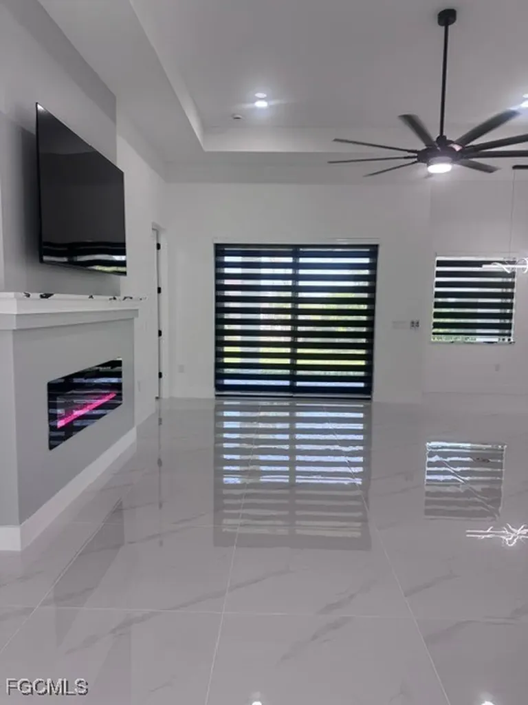 1023 Kismet Parkway W Cape Coral FL 33993