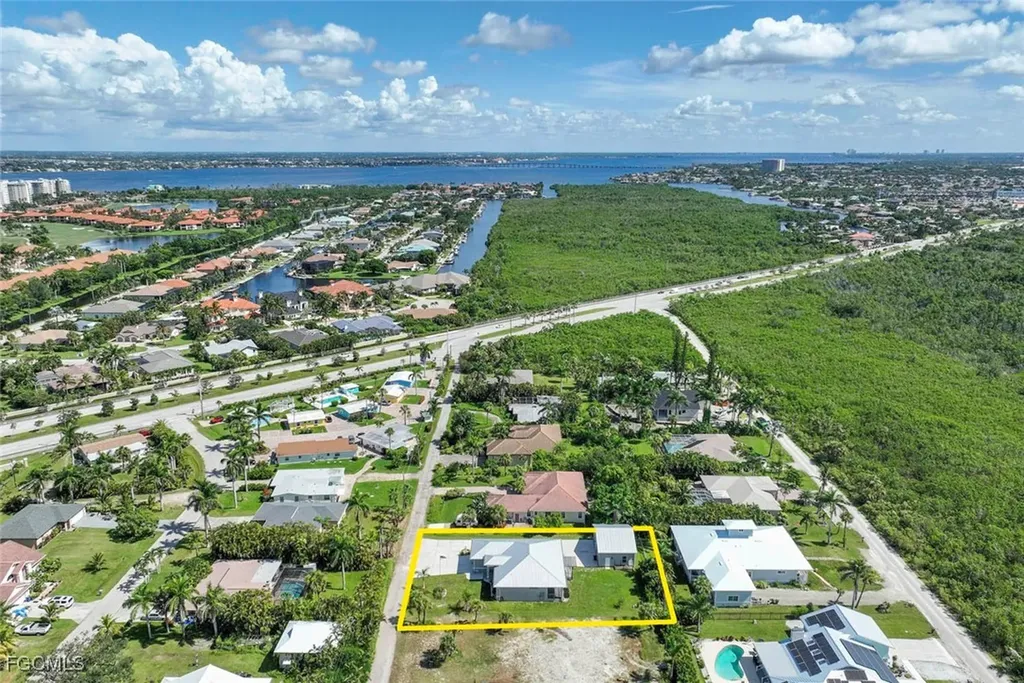 14725 Martin Drive Fort Myers FL 33908