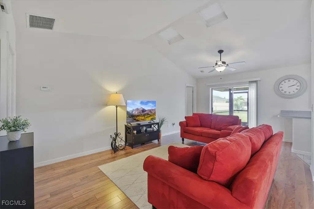 1005 SW 36th Terrace Cape Coral FL 33914