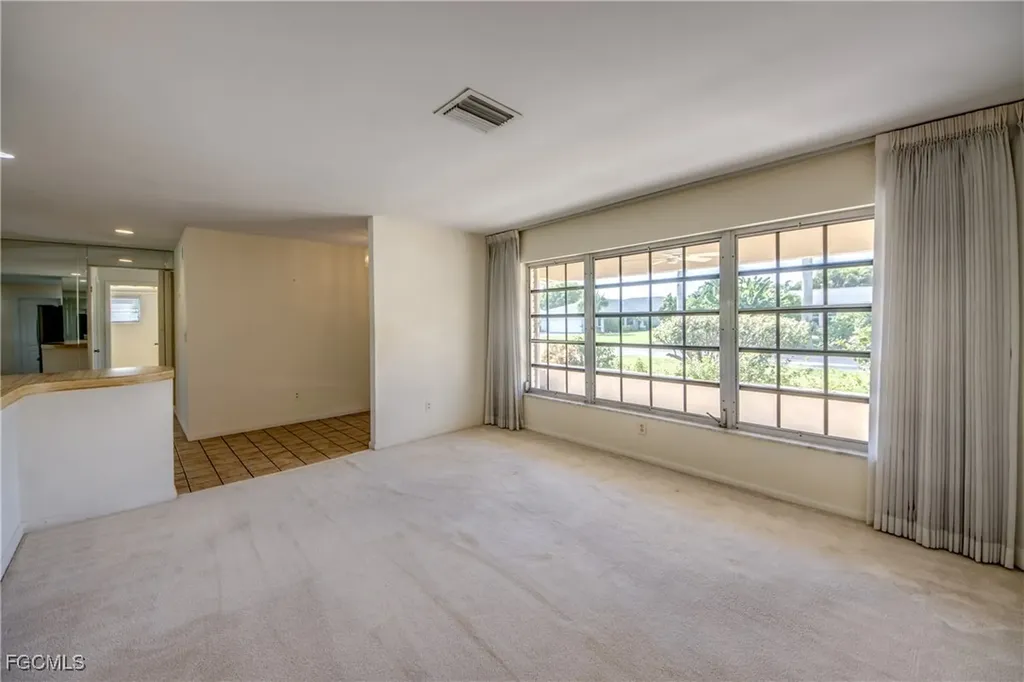 821 SE 41st Street Cape Coral FL 33904