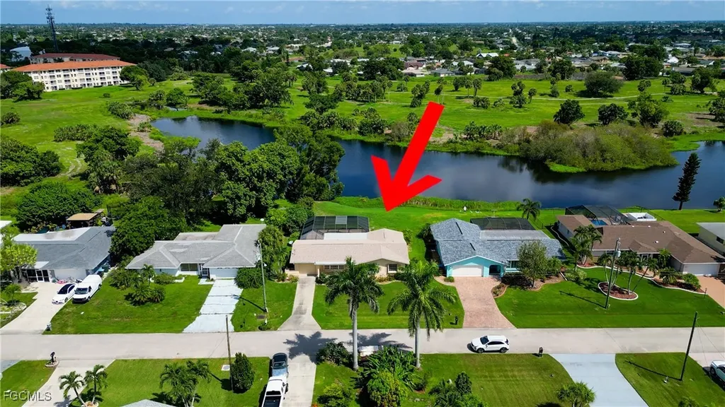 821 SE 41st Street Cape Coral FL 33904