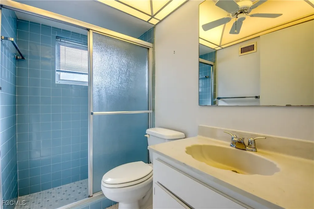 821 SE 41st Street Cape Coral FL 33904