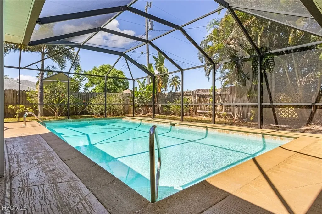 1144 SE 33rd Street Cape Coral FL 33904