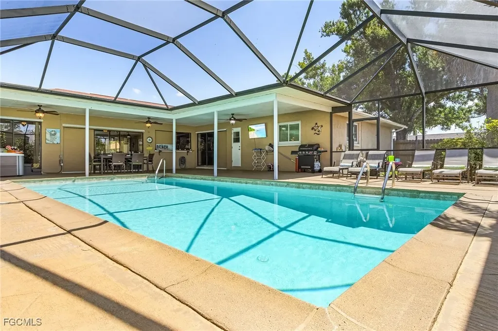 1144 SE 33rd Street Cape Coral FL 33904