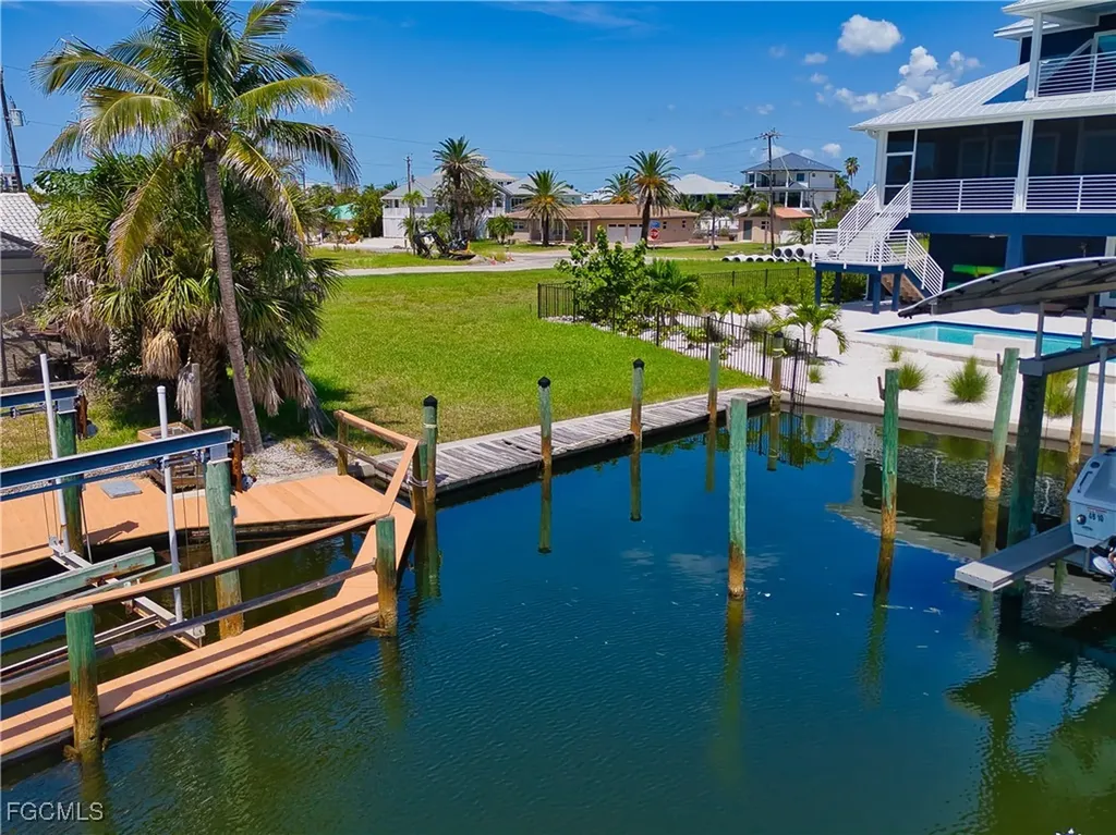 1 Palmview Boulevard Fort Myers Beach FL 33931