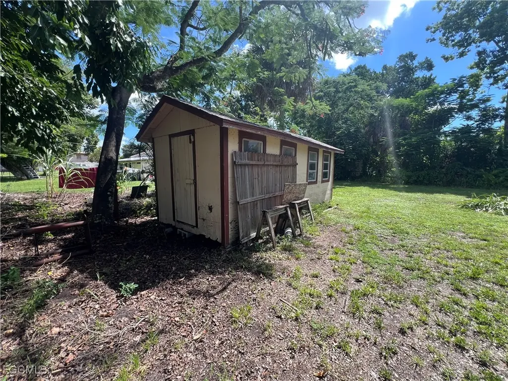 3803 Pearl Street Fort Myers FL 33916