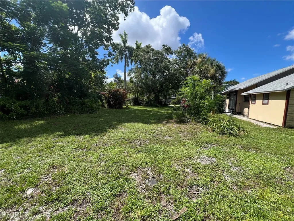 3803 Pearl Street Fort Myers FL 33916