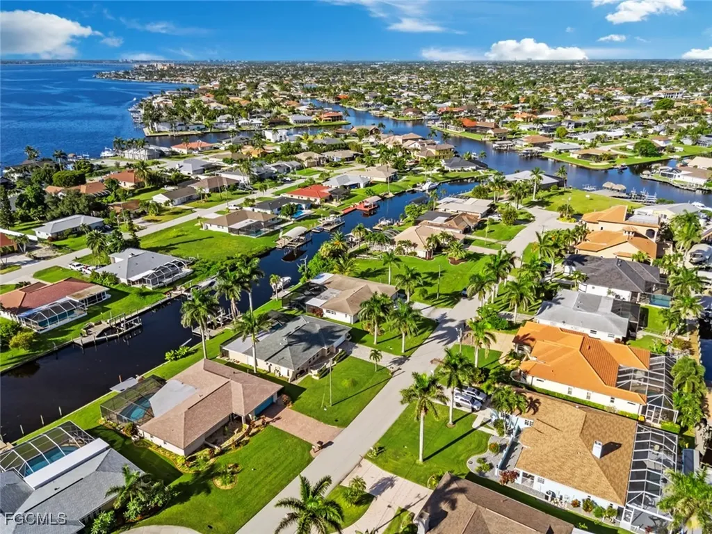 2232 SE 27th Street Cape Coral FL 33904