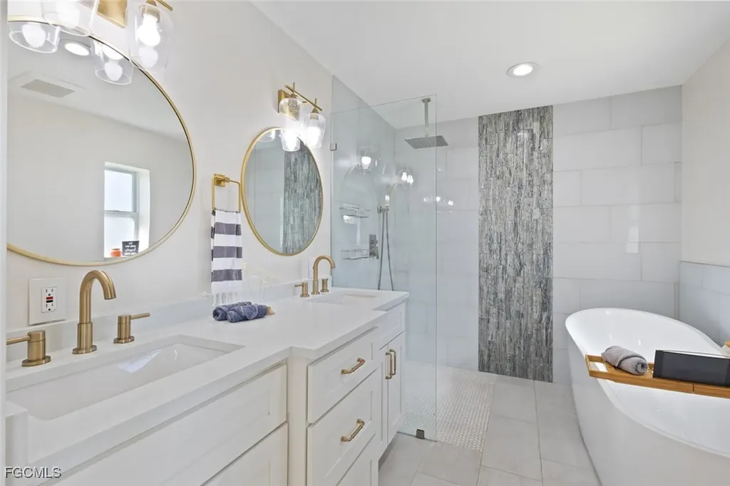 2232 SE 27th Street Cape Coral FL 33904
