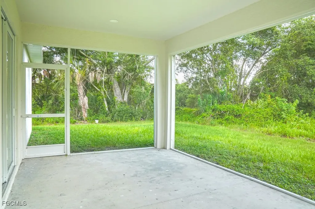 3003 E 16th Street Lehigh Acres FL 33972