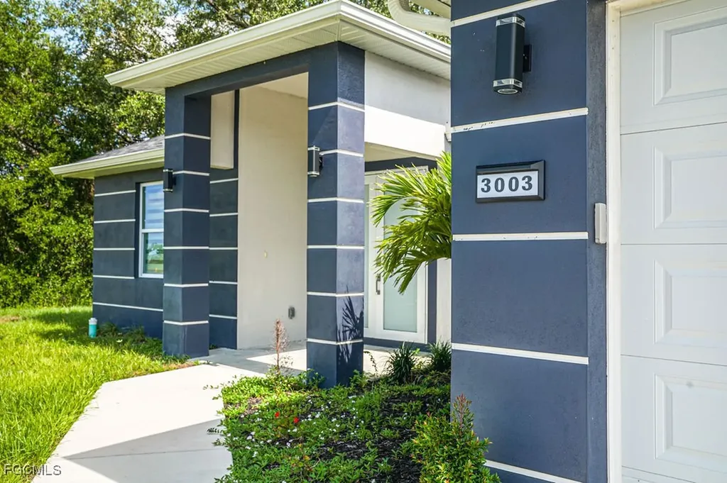 3003 E 16th Street Lehigh Acres FL 33972
