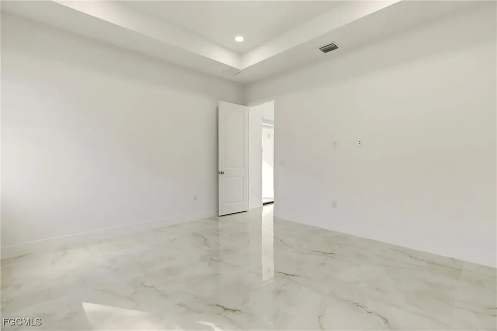 2513 19th Street SW Lehigh Acres FL 33976