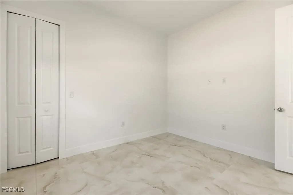 2513 19th Street SW Lehigh Acres FL 33976
