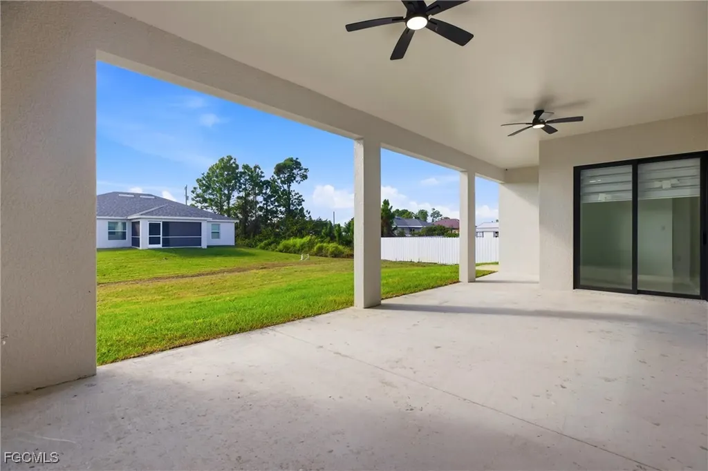 2513 19th Street SW Lehigh Acres FL 33976