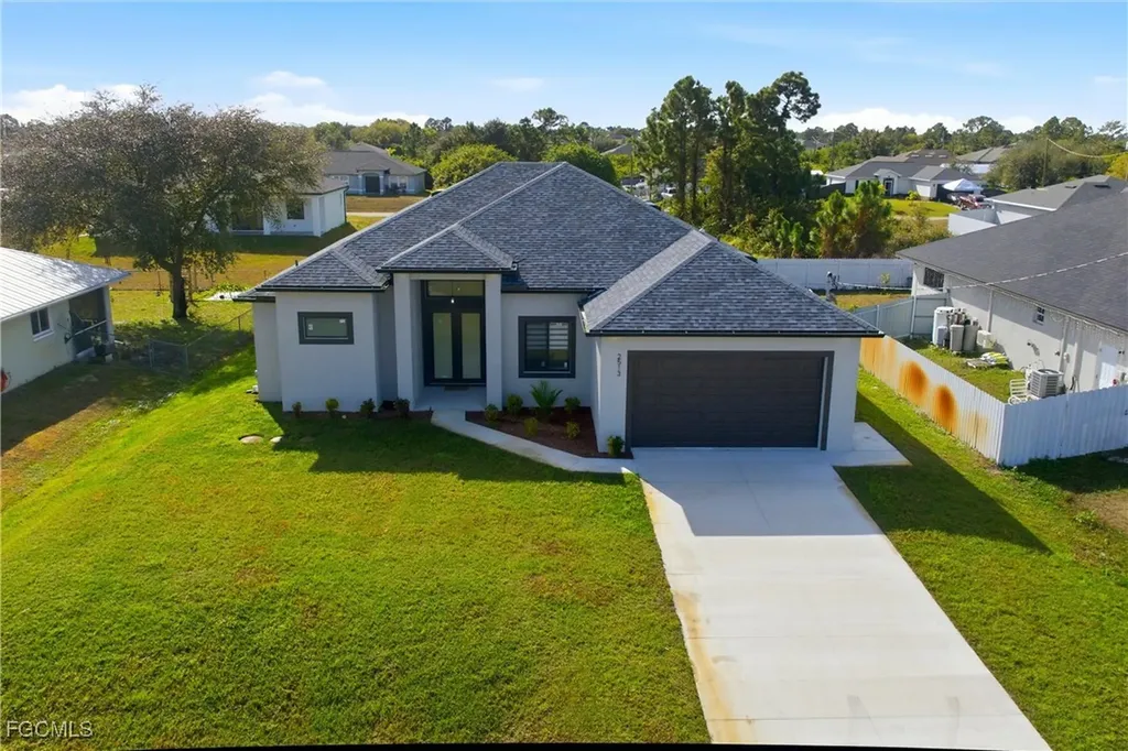 2513 19th Street SW Lehigh Acres FL 33976