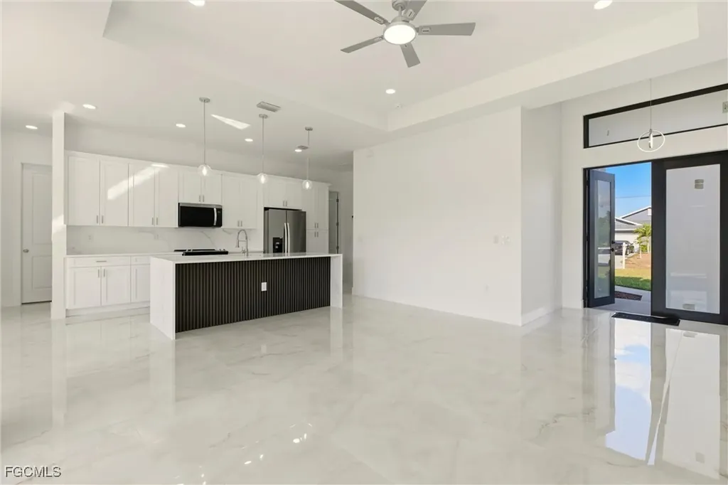 2513 19th Street SW Lehigh Acres FL 33976