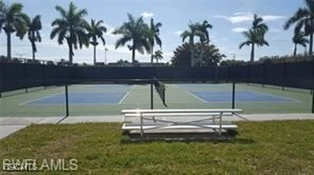 4200 Steamboat Bend Fort Myers FL 33919