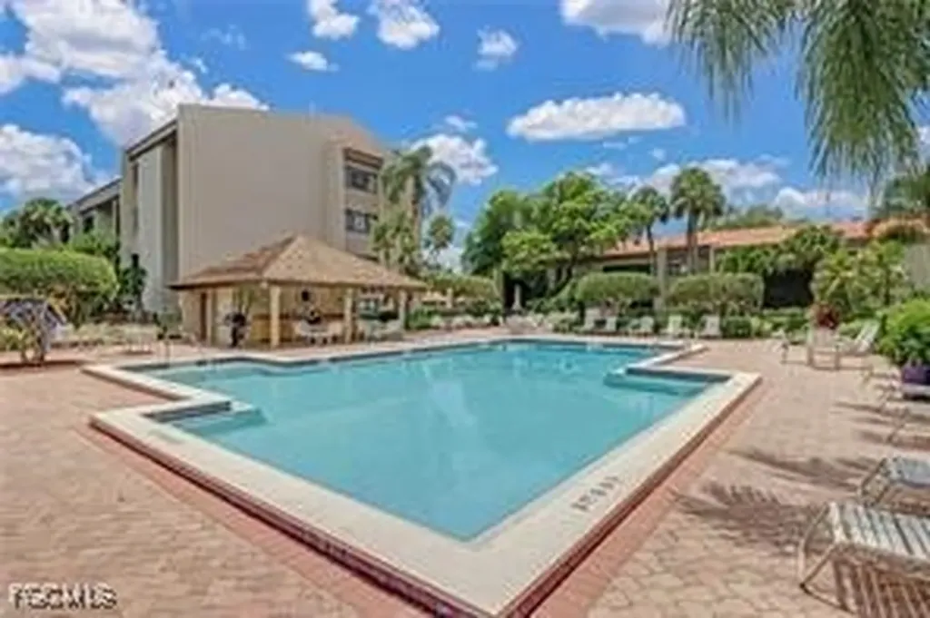4200 Steamboat Bend Fort Myers FL 33919
