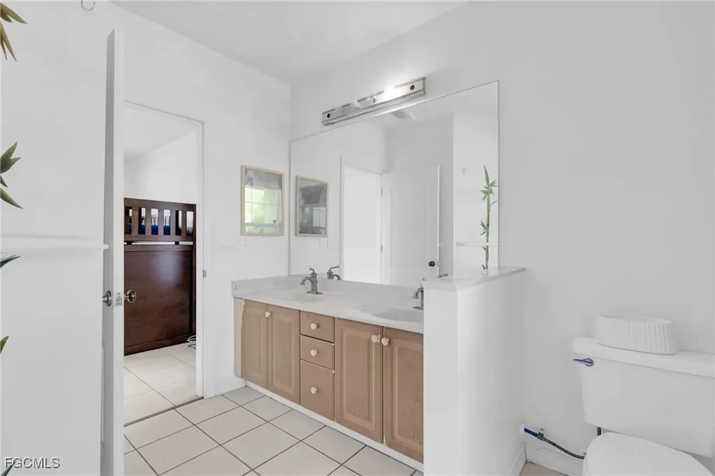 809 Hamilton Avenue Lehigh Acres FL 33972