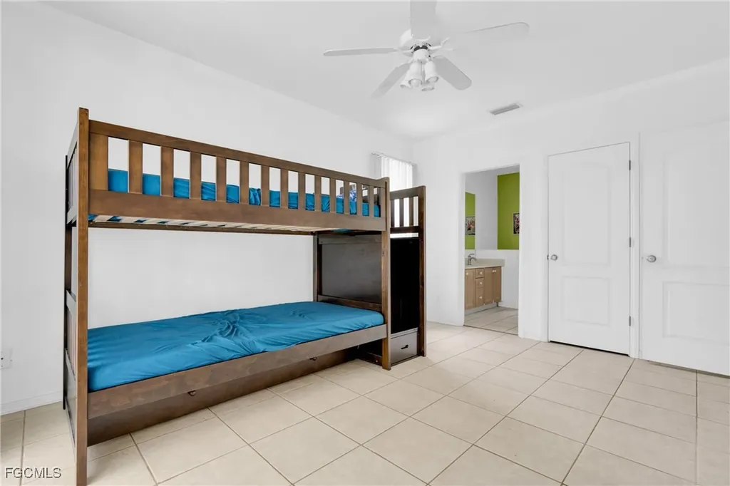 809 Hamilton Avenue Lehigh Acres FL 33972