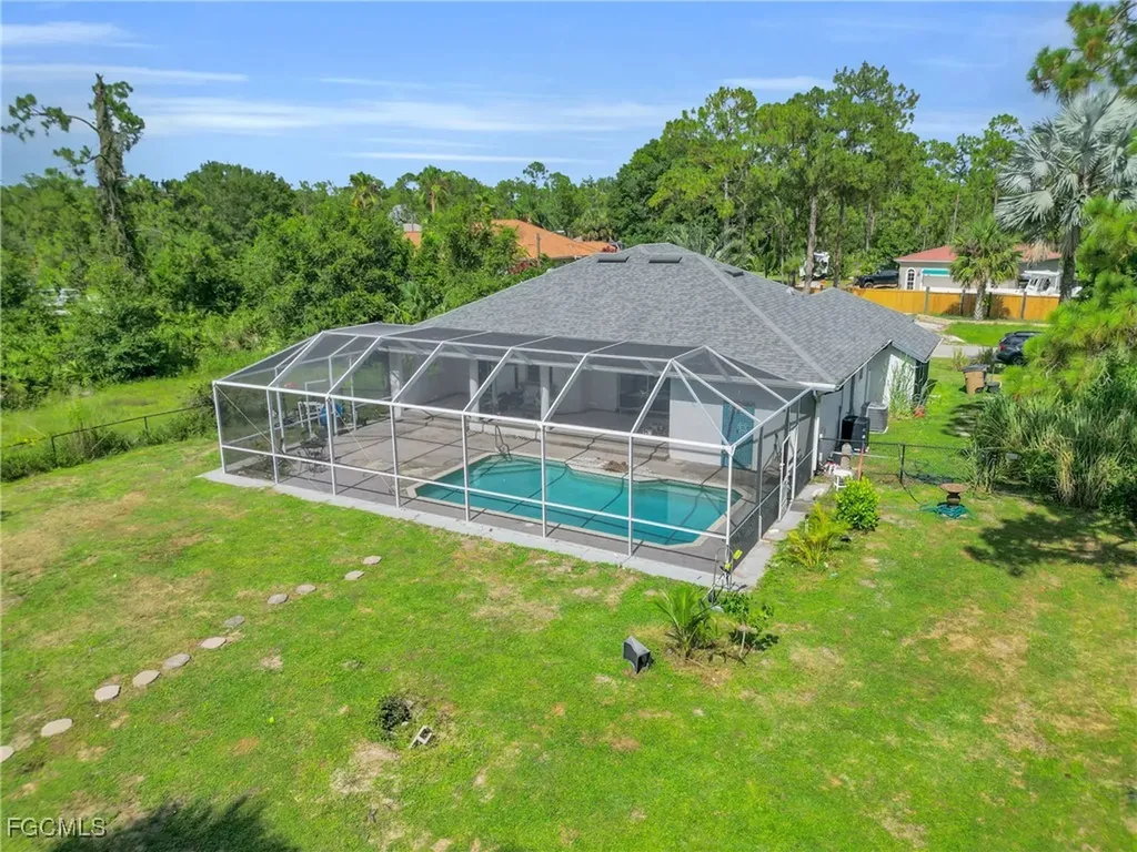 809 Hamilton Avenue Lehigh Acres FL 33972