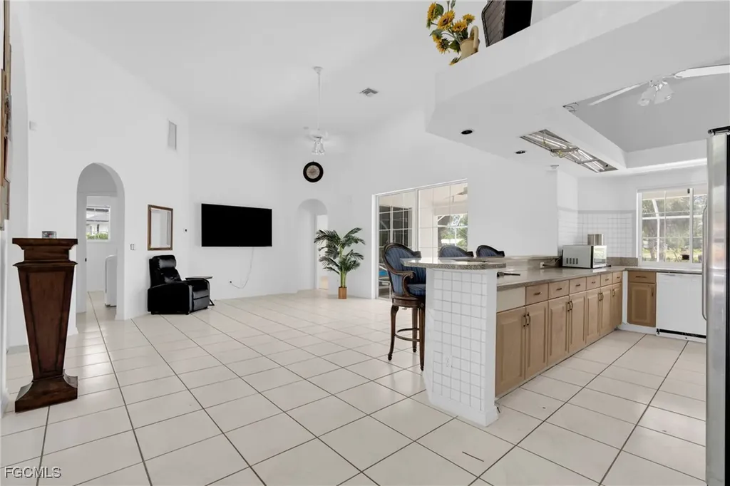 809 Hamilton Avenue Lehigh Acres FL 33972