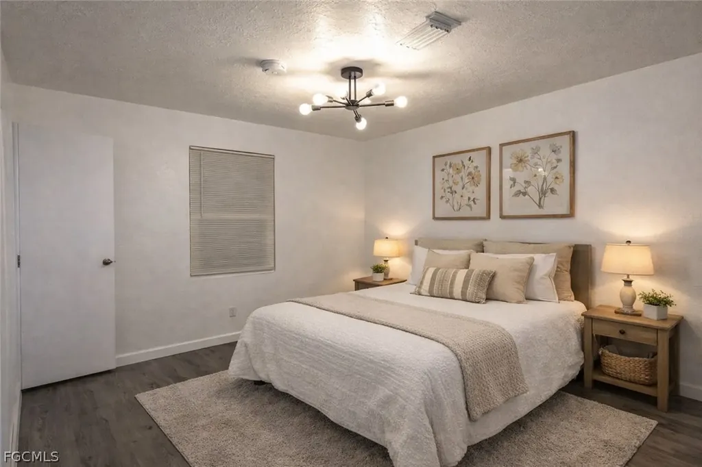 2305 Towles Street Fort Myers FL 33916