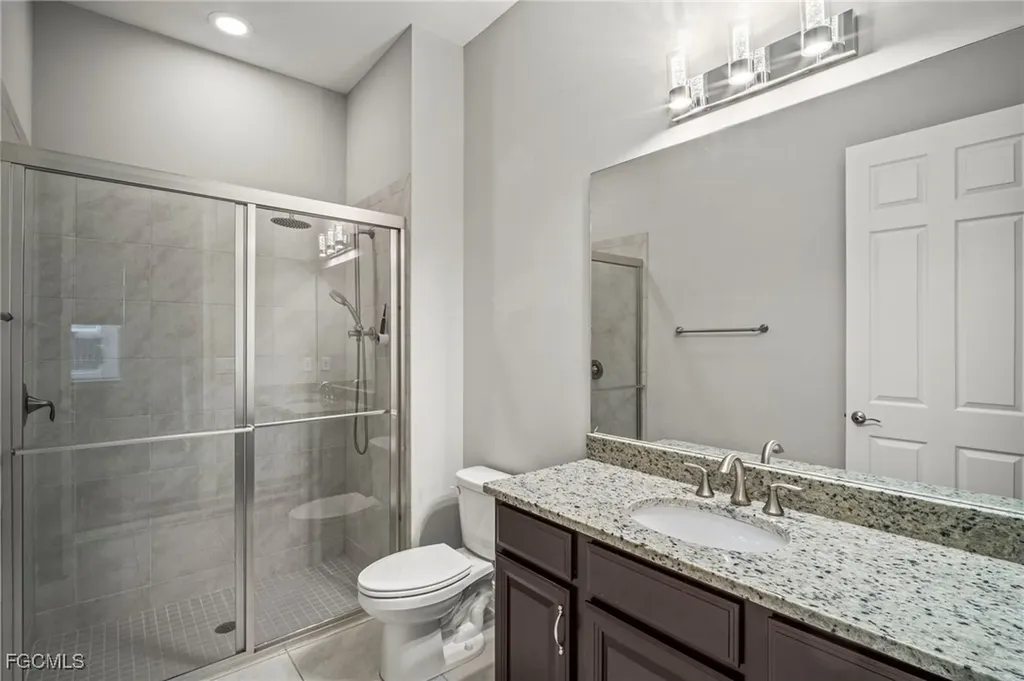 2851 Royal Gardens Avenue Fort Myers FL 33916
