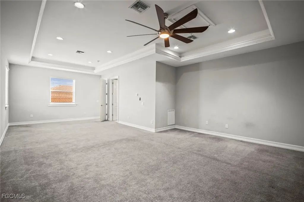 2851 Royal Gardens Avenue Fort Myers FL 33916