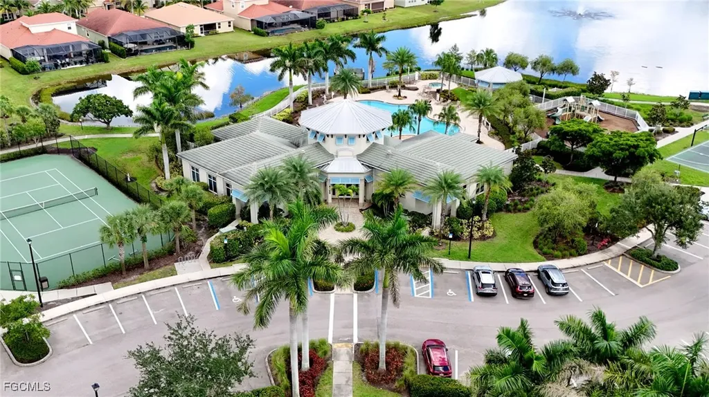 2851 Royal Gardens Avenue Fort Myers FL 33916