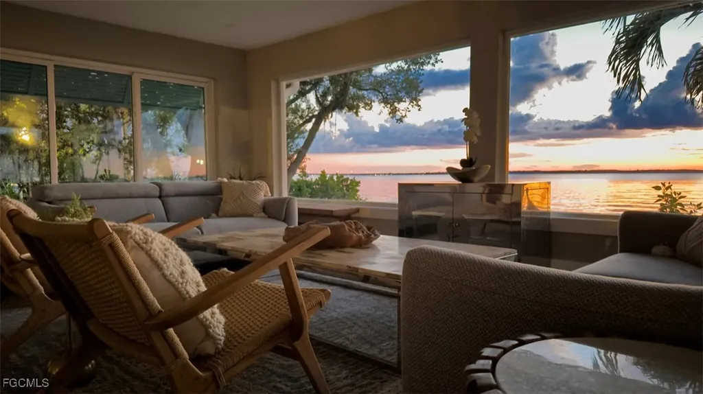 1209 Coconut Drive Fort Myers FL 33901