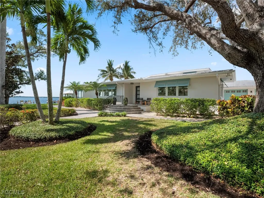 1209 Coconut Drive Fort Myers FL 33901