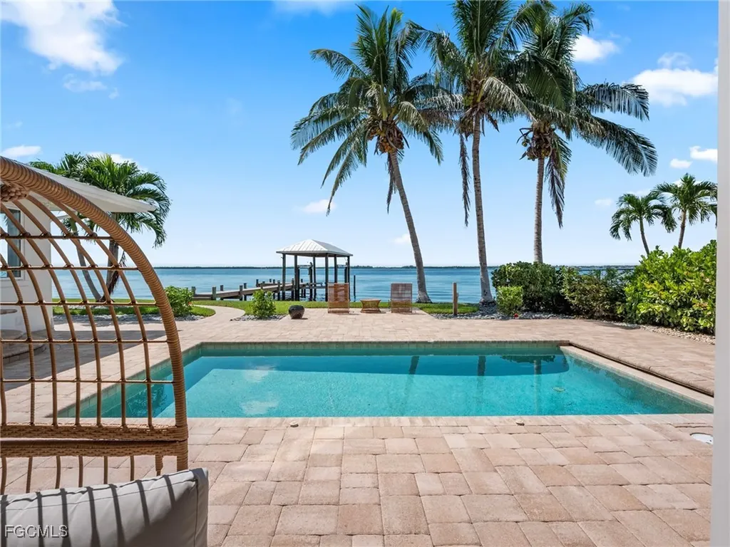 1209 Coconut Drive Fort Myers FL 33901