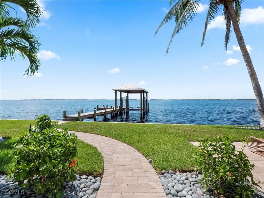 1209 Coconut Drive Fort Myers FL 33901