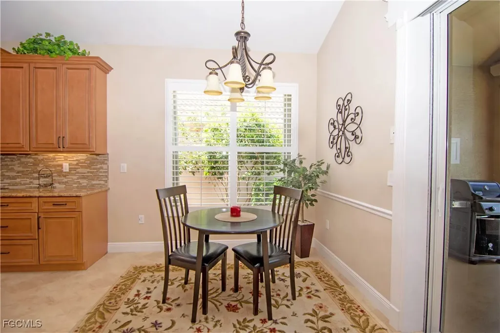 9206 Independence Way Fort Myers FL 33913