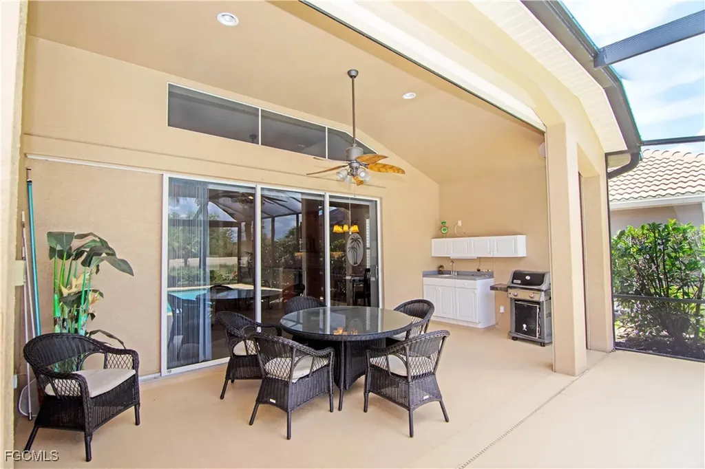 9206 Independence Way Fort Myers FL 33913