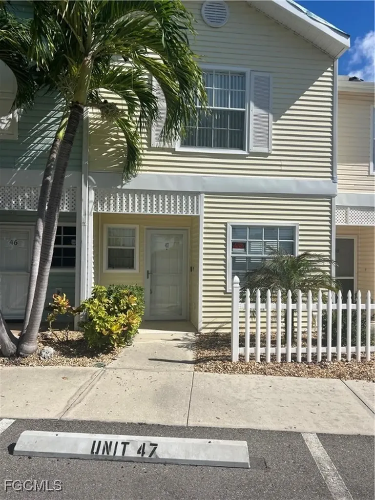 3345 N Key Drive North Fort Myers FL 33903