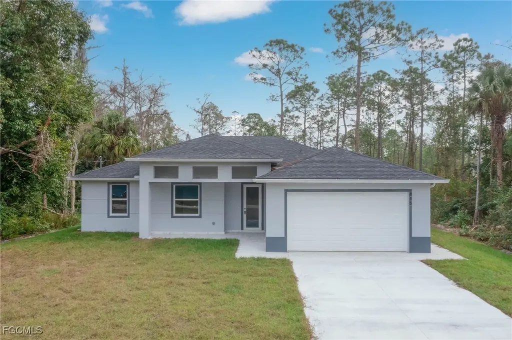 845 Gaylord Avenue S Lehigh Acres FL 33974