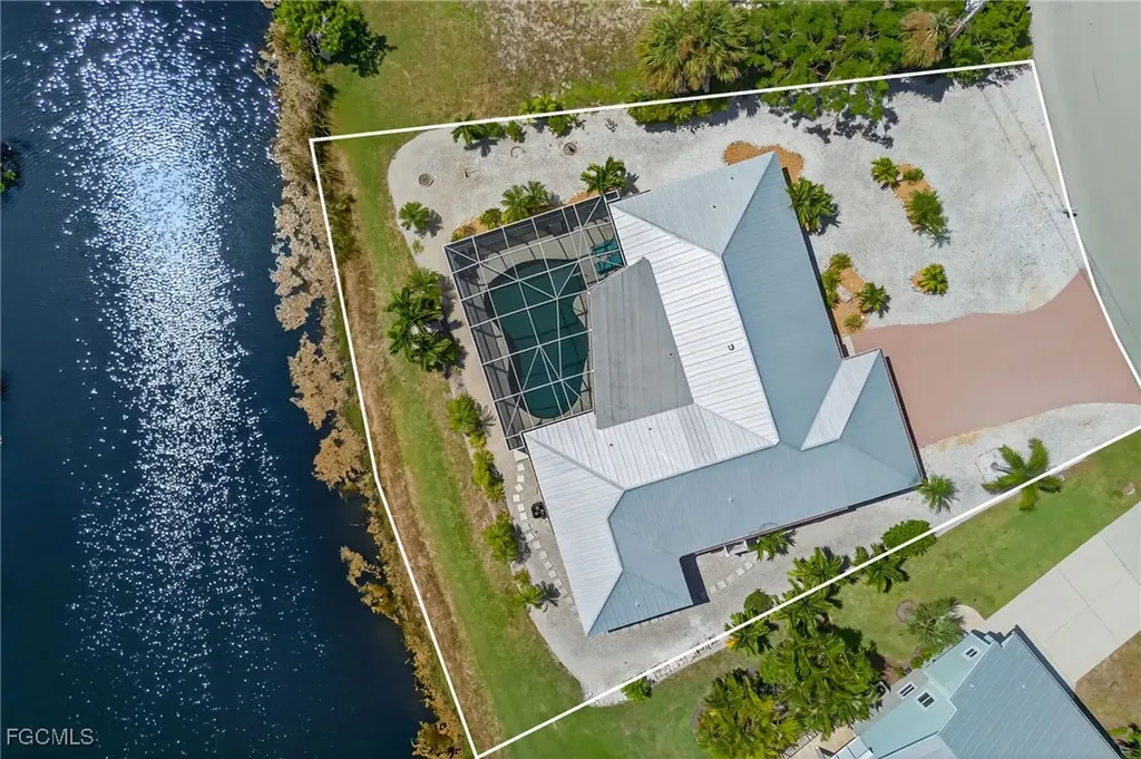 720 Durion Court Sanibel FL 33957