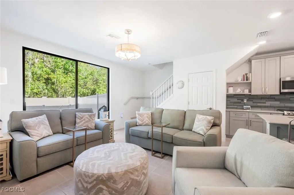14195 Oviedo Place Fort Myers FL 33905