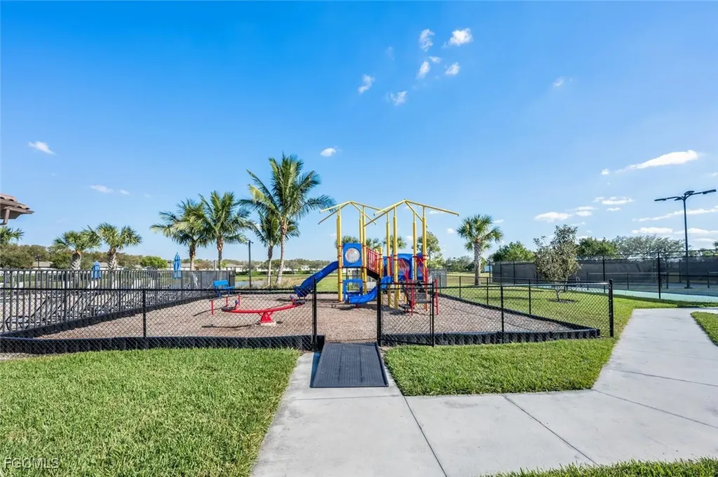 14195 Oviedo Place Fort Myers FL 33905